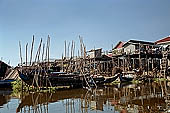 Tonle Sap - Kampong Phluk floating village - stilted houses